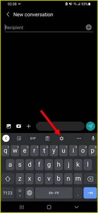 Now valve on the Settings icon to get into the settings of Gboard.